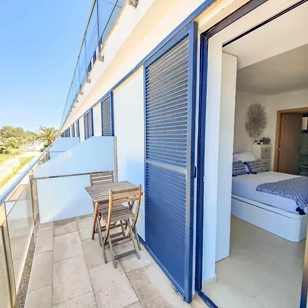 Apartamento Con Aire Acondicionado Y Gran Piscina