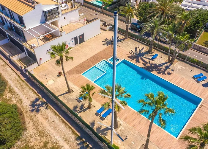 Con Aire Acondicionado Y Gran Piscina! דירה *