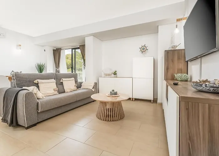 Con Aire Acondicionado Y Gran Piscina! דירה קאלה סנטאנדריה